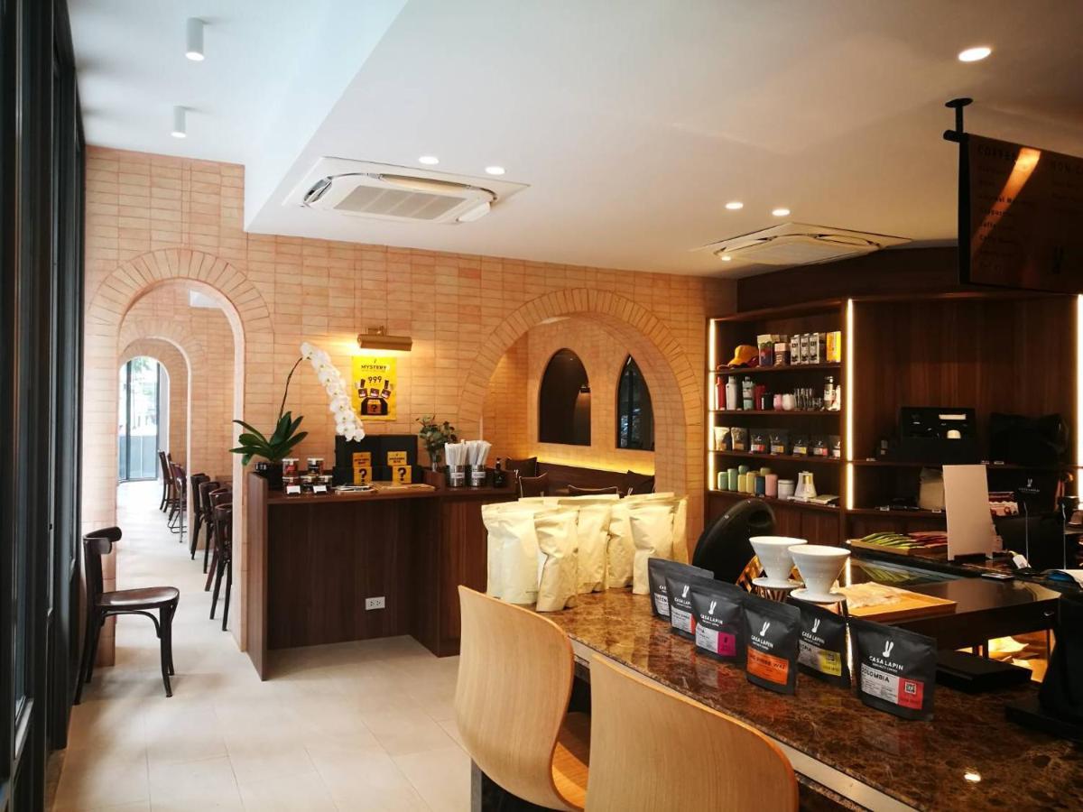 The Quarter Ploenchit By Uhg Apartment Bangkok Exterior photo